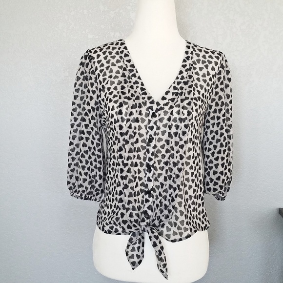 Love on a Hanger Heart Blouse - Picture 1 of 4